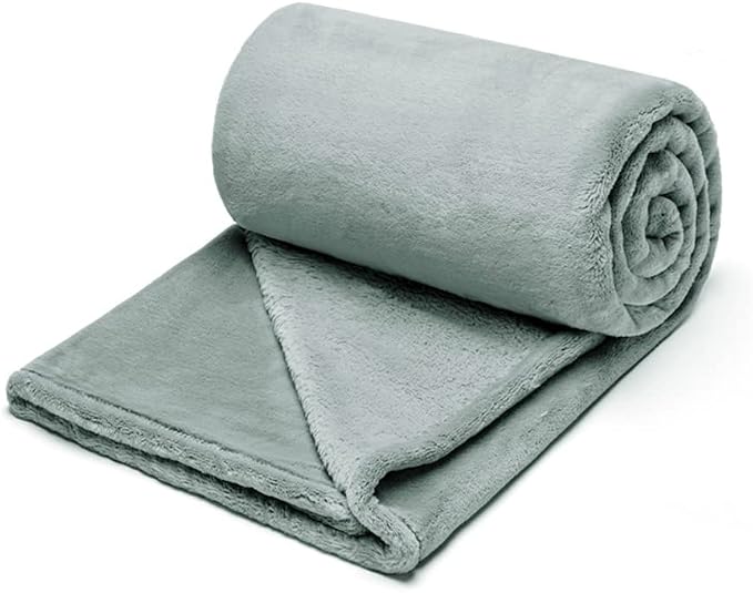 EIUE Comfortable Flannel Fleece Blanket,Ultra Soft Lightweight Portable Travel Blanket for Airplane,Reversible Microfiber Blanket for All Seasons(Grey,40x60) - Image 7