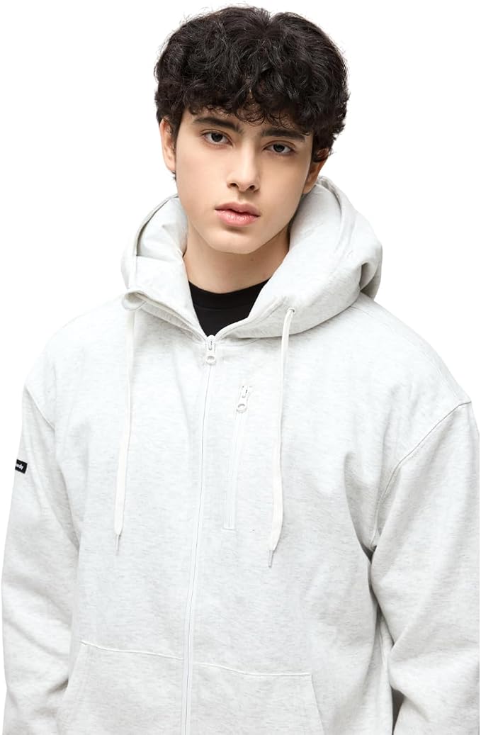 Pillowdy Travel Hoodie with Built-In Inflatable Neck Pillow for Flights - Image 2