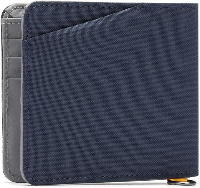 Pacsafe RFIDsafe RFID Blocking Bifold Wallet - Image 4