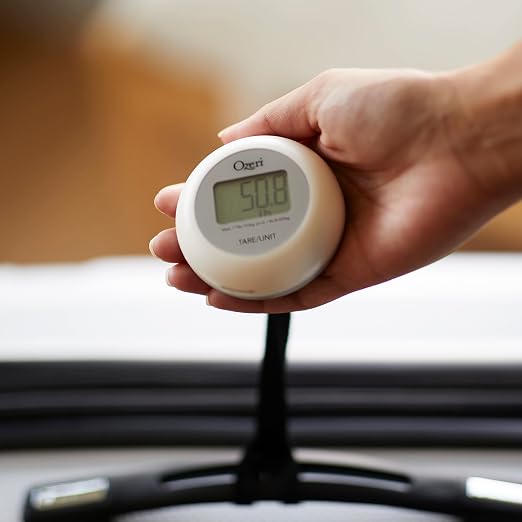 Ozeri Luggage Scale, with Twist-and-Go Battery-Free Charging, Travel Scale | Completely battery-free; simply twist to charge and power on and avoid last-minute overweight luggage charges at airports. - Image 2