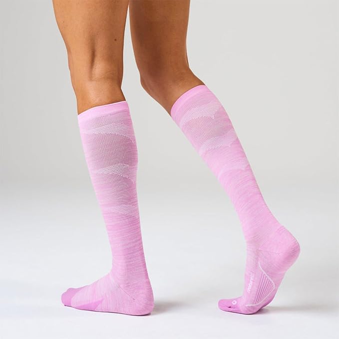 Feetures Compression Knee High Socks - Graduated Compression Socks for Women & Men - (1 Pair) - Image 2