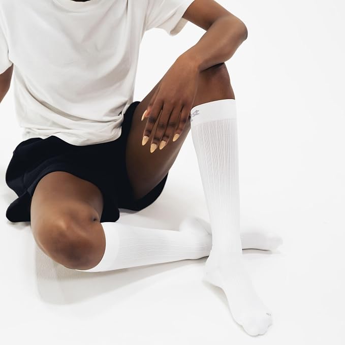 Wellness Compression Socks for circulation, swelling, deep vein thrombosis and calf cramps | 15-20mmHg - Image 6