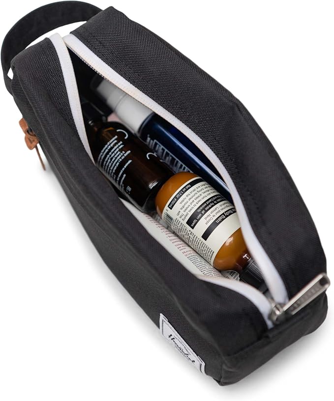 Herschel Unisex Chapter Travel Kit - Image 4