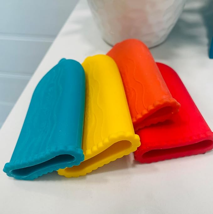 Rinseroo LeakLocks® Toiletry Skins 4-Pack w/Travel Bag | "Elastic Sleeve for Leak-Proofing, Fits Standard/Travel Sized Toiletries, Reusable Accessory, For Suitcase/Carry-on " - Image 3