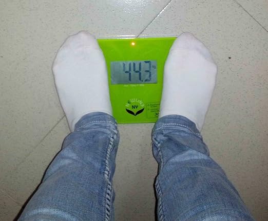 NewlineNY Auto Step On Super Mini Travel Bathroom Scale, 5.25" x 8.5" SBB0638SM: Green - Image 6