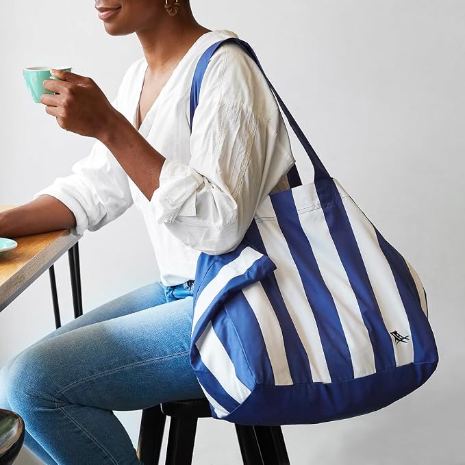 Dock & Bay Everyday Beach Tote Bag - Reusable Carrier Bag for Daily Use - Carries Up to 10kg - 100% Recycled Materials - Image 3