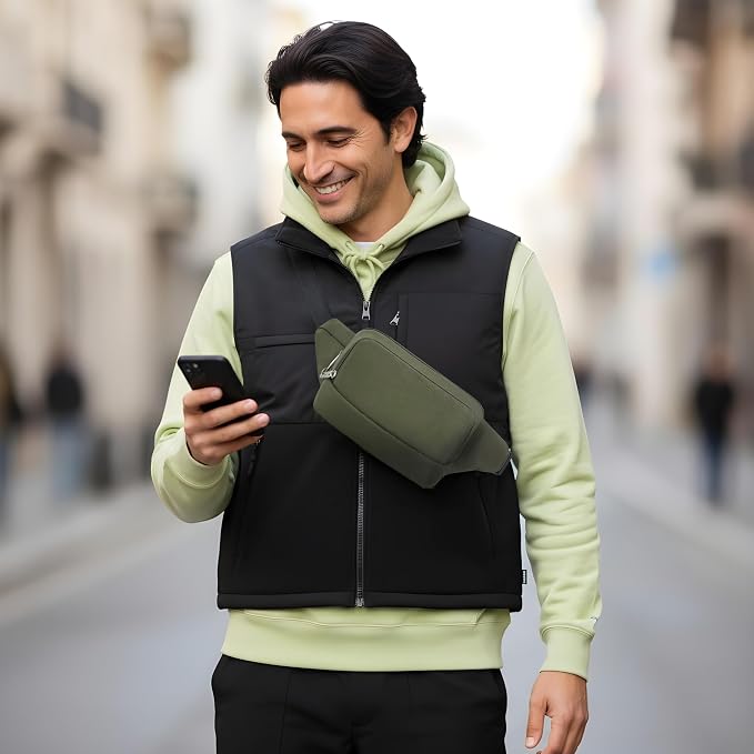 Travelon Anti-Theft Classic Waist Pack - Image 3