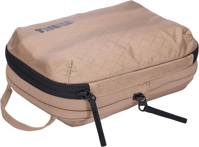 Thule Compression Packing Cube, Size Small, Semitransparent Fabric, Easy to Pack, YKK Zippers - Image 9
