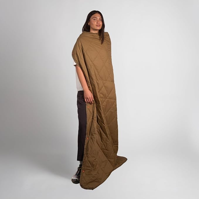 Gravel Layover Travel Blanket – Ultra-Light Compact Blanket for Camping and Outdoor Adventures - Down Alternative Portable Travel Blanket for Layovers & Road Trips (Desert Lake) - Image 3