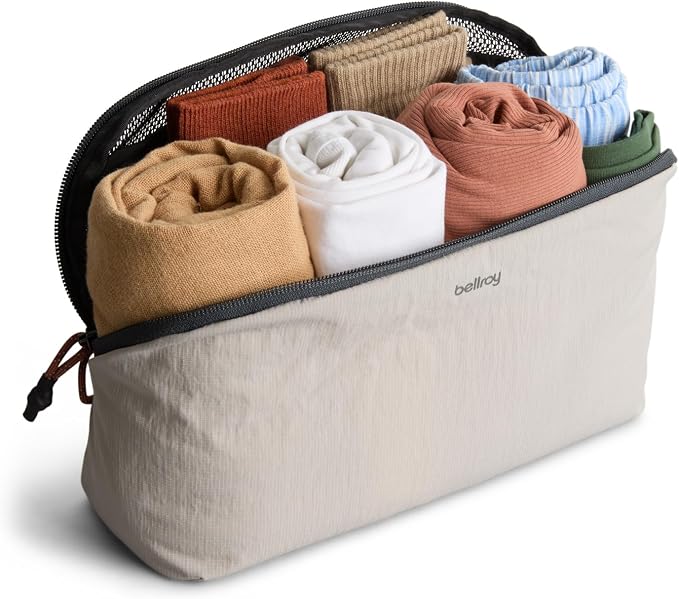 Bellroy Packing Cube, 4L Travel Organizer Pouch - Ash | 4L organizer packing cube with an internal zip pocket and a durable, lightweight design - Image 2