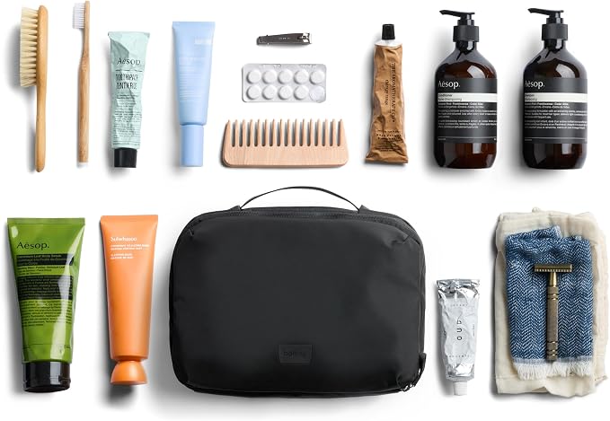 Bellroy Hanging Toiletry Kit Plus 8L, Travel Toiletry Bag - Black | 8L travel hanging toiletry bag for your toiletries and essentials - Image 7