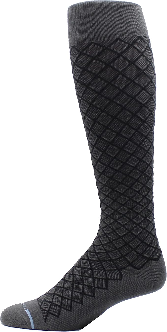 Dr. Motion 4 Pairs Men's Athletic Traveler Graduated Compression Knee High Socks - Image 5