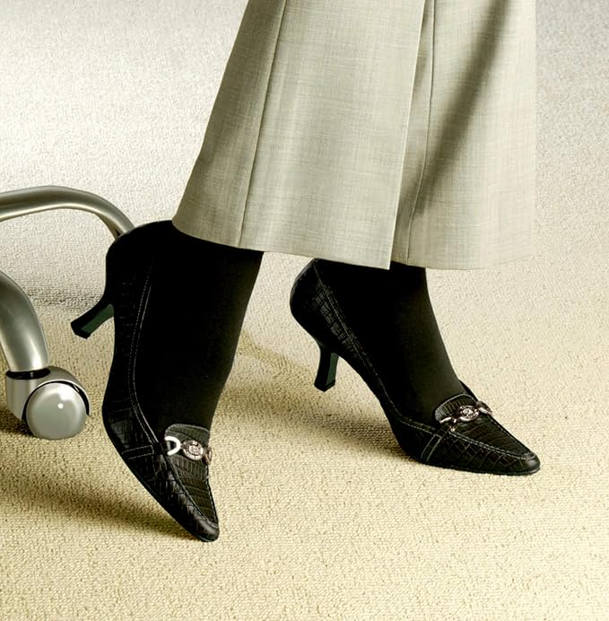 Futuro Trouser Socks for Women, Moderate Compression Helps Improve Circulation to Help Minmize Swelling - Image 10