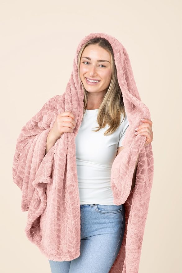 EverSnug Travel Blanket & Pillow 68x42 - Premium Ultra-Soft Microfleece 2 in 1 Compact & Packable Flight Blanket with Soft Bag Pillowcase, Hand Luggage Sleeve and Backpack Clip (Light Pink) - Image 2