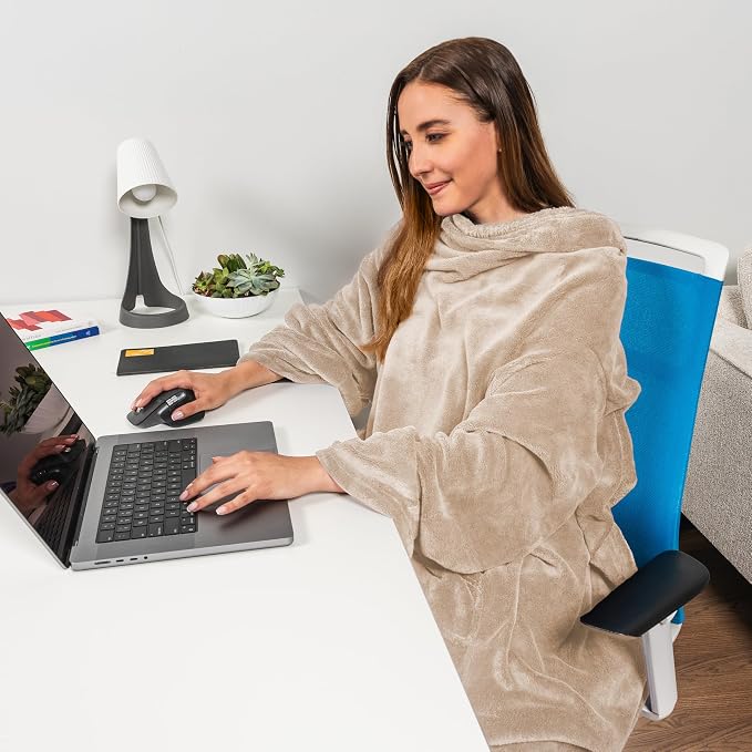 PAVILIA Blanket with Sleeves for Adult Women Men, Soft Warm Wearable Blanket Fleece Wrap Throw, Robe Blanket Gift - Image 4
