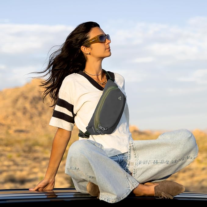 Travelon Anti-Theft The Voyages Waist Pack - Image 2