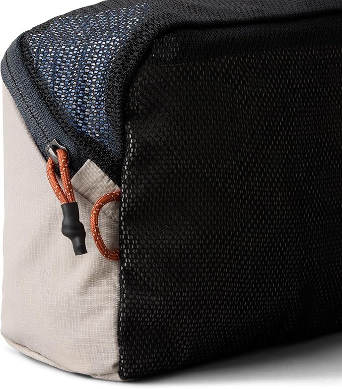 Bellroy Packing Cube, 4L Travel Organizer Pouch - Ash | 4L organizer packing cube with an internal zip pocket and a durable, lightweight design - Image 4