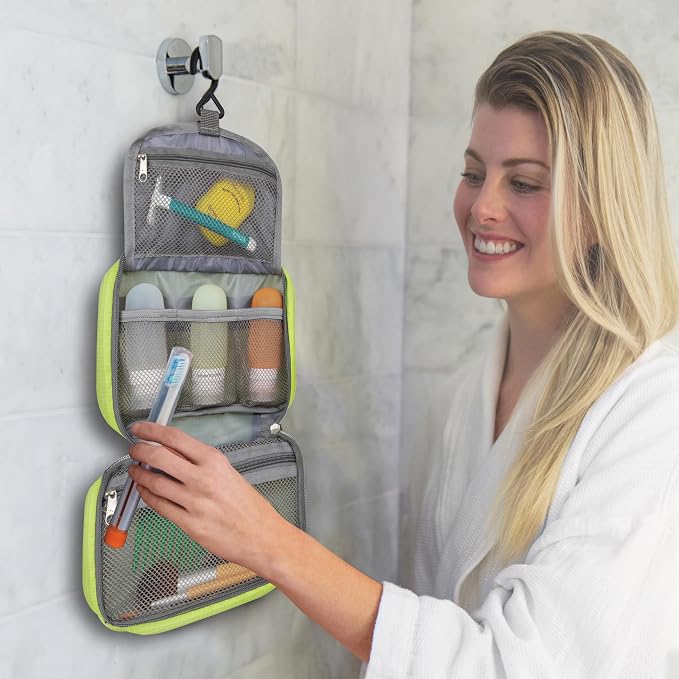 Travelon Compact Hanging Toiletry Kit - Image 7
