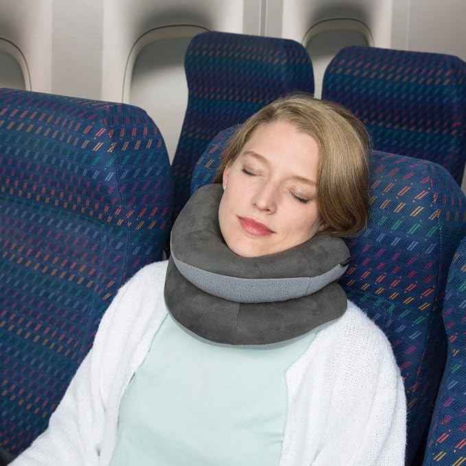 Travelon Deluxe Wrap N' Rest Pillow - Image 2