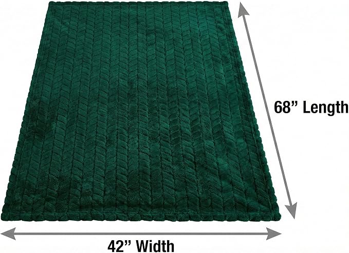 EverSnug Travel Blanket & Pillow 68x42 - Premium Ultra-Soft Microfleece 2 in 1 Compact & Packable Flight Blanket with Soft Bag Pillowcase, Hand Luggage Sleeve and Backpack Clip (Forest Green) - Image 3