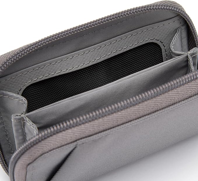 Pacsafe RFIDsafe Card Wallet - Image 10