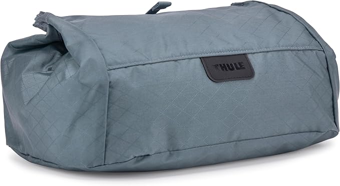Thule Travel Shoe Bag, Fits up to US Size 13 / EU 48, Compression Strap, Magnetic Closure by Unknown