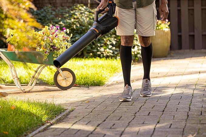 Dr. Scholl's Men's Graduated Compression Over the Calf Socks - 2 & 3 Pair Packs - Comfort Fatigue Relief - Image 4