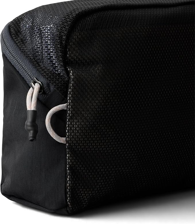 Bellroy Packing Cube, 4L Travel Organizer Pouch - Black | 4L organizer packing cube with an internal zip pocket and a durable, lightweight design - Image 4