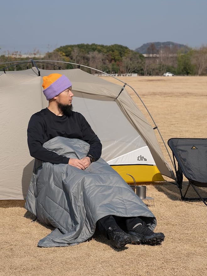 3M Thinsulate Insulation Warm Camping Blanket Ultralight Compact - Image 8