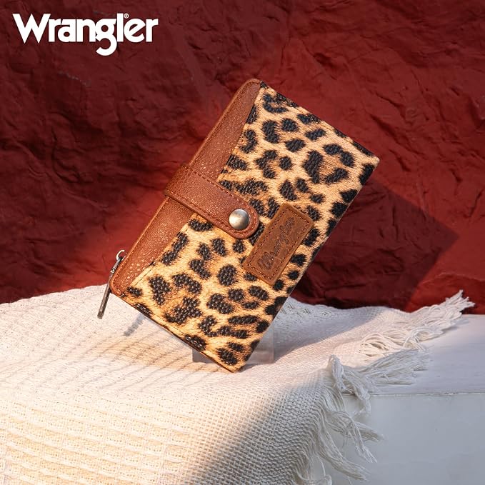 Wrangler Wallet for Women Bifold Card Holder with Zipper and ID Window - Image 2