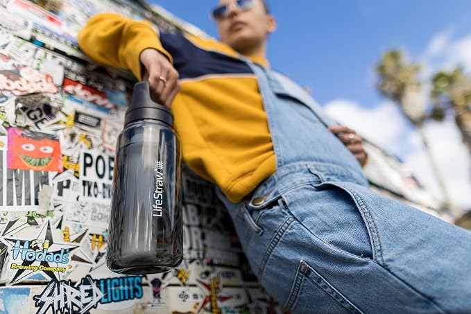 LifeStraw Go Series – BPA-Free Water Filter Bottle for Travel and Everyday use removes Bacteria, parasites and microplastics, Improves Taste, 1L Terrace Green | Plastic Water Filter Bottle for Travel and Everyday use removes Bacteria, parasites and mic... - Image 5