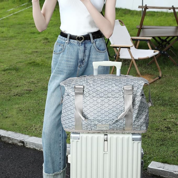 TINYAT Foldable Travel Duffle Bag Expandable Personal Item Travel Bag,32L | Expandable Gym Bag for Women Weekender Carry On Overnight Tote Large Capacity Portable Luggage Bag - Image 2