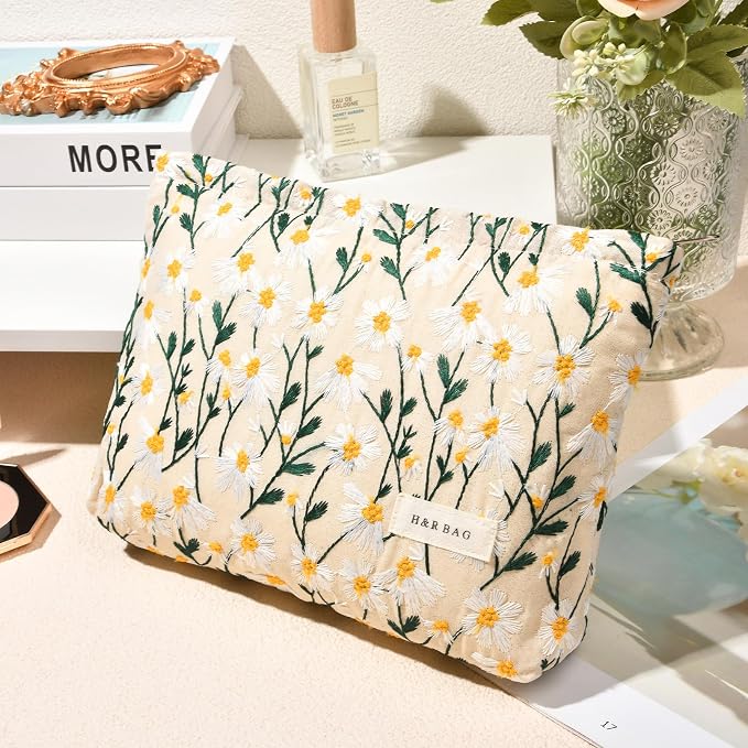 SOIDRAM 2 Pcs Makeup Bag Large Cosmetic Bag Toiletry Bag Makeup Pouch Travel Bag Organizer Cute Makeup Brushes Aesthetic Accessories Storage Bag for Women Daisy Embroidery - Image 7