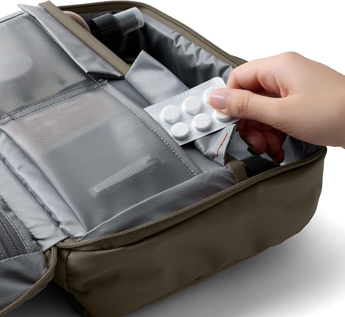 Bellroy Hanging Toiletry Kit Plus 8L, Travel Toiletry Bag - SeaKelp | 8L travel hanging toiletry bag for your toiletries and essentials - Image 5