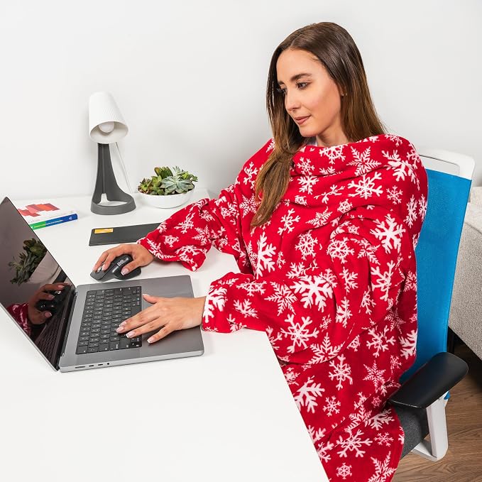 PAVILIA Blanket with Sleeves for Adult Women Men, Soft Warm Wearable Blanket Fleece Wrap Throw, Robe Blanket Gift - Image 4