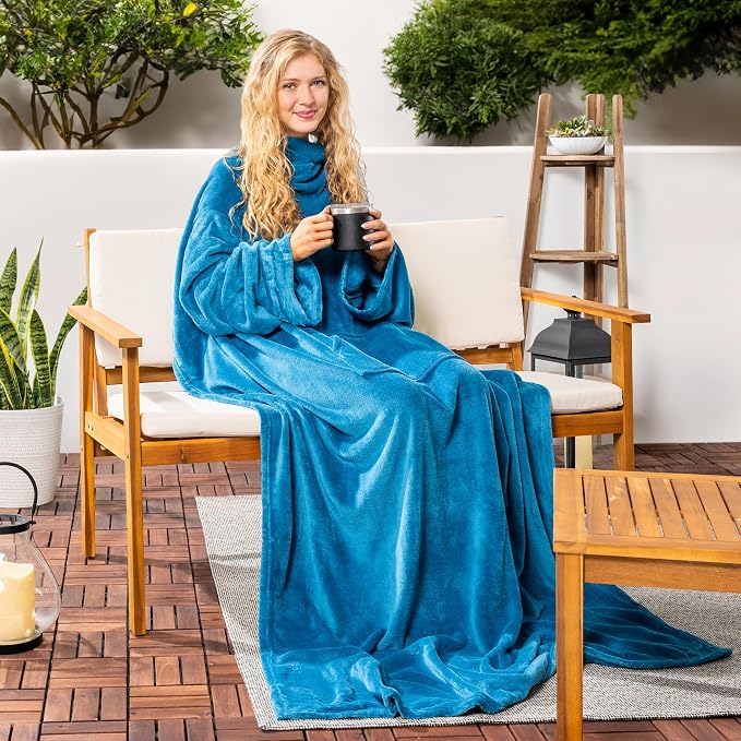 PAVILIA Blanket with Sleeves for Adult Women Men, Soft Warm Wearable Blanket Fleece Wrap Throw, Robe Blanket Gift - Image 6