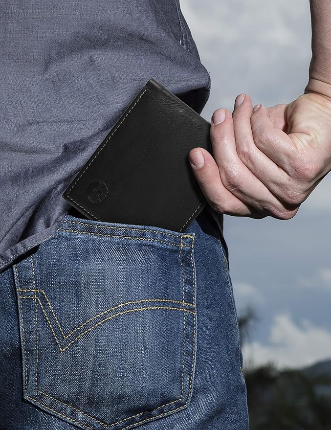 Timberland Men's Wellington Leather Rfid Bifold Commuter Security Wallet, Black, One Size - Image 2