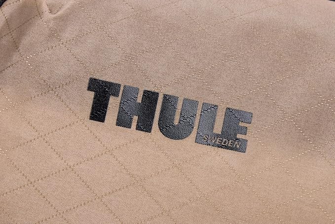 Thule Compression Packing Cube, Size Small, Semitransparent Fabric, Easy to Pack, YKK Zippers - Image 10