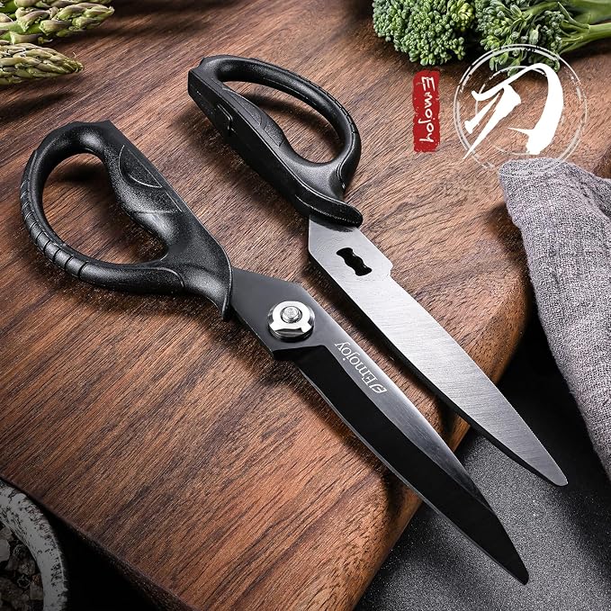 Titanium Kitchen Scissors, Japanese 5Cr15MoV Steel, Detachable | Food-grade stainless steel, Take-apart blades, Magnetic Storage Sleeve, Dishwasher Safe - Image 2