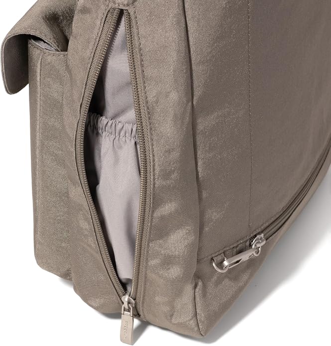 Baggallini Modern Everywhere Tote - Image 11