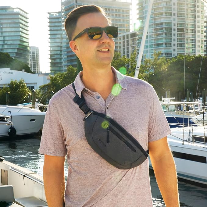 Travelon Anti Theft Urban Waistpack - Image 2