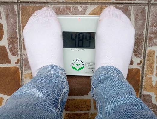 NewlineNY Auto Step On Super Mini Travel Bathroom Scale, 5.25" x 8.5" SBB0638SM: Strawberry Ice - Image 5