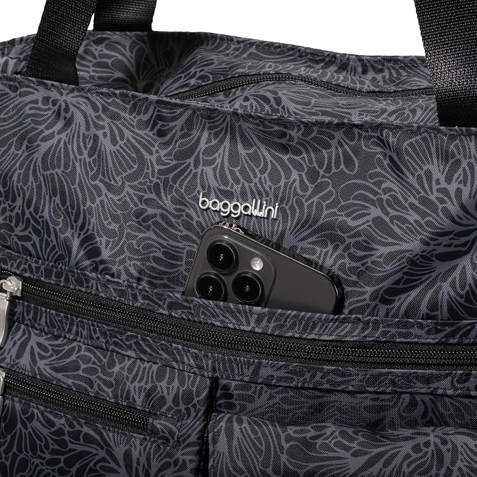 Baggallini Modern Everywhere Tote - Image 9